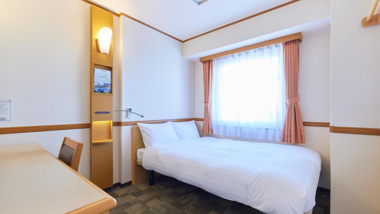 Toyoko Inn Tokyo Eki Yaesu Kita Guchi Kültér fotó