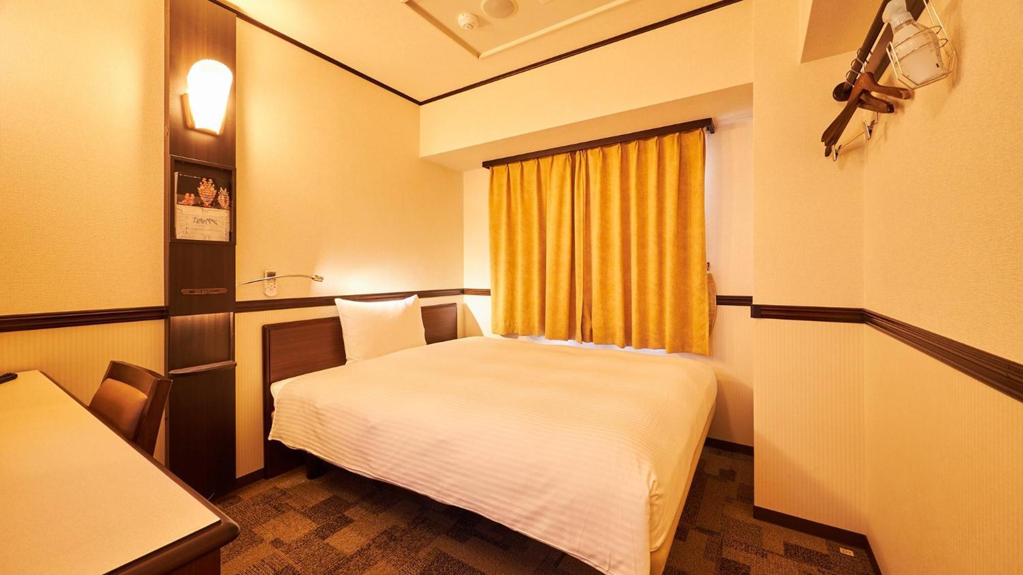 Toyoko Inn Tokyo Eki Yaesu Kita Guchi Szoba fotó