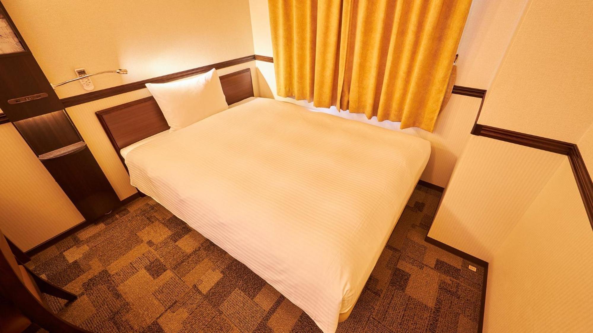 Toyoko Inn Tokyo Eki Yaesu Kita Guchi Szoba fotó