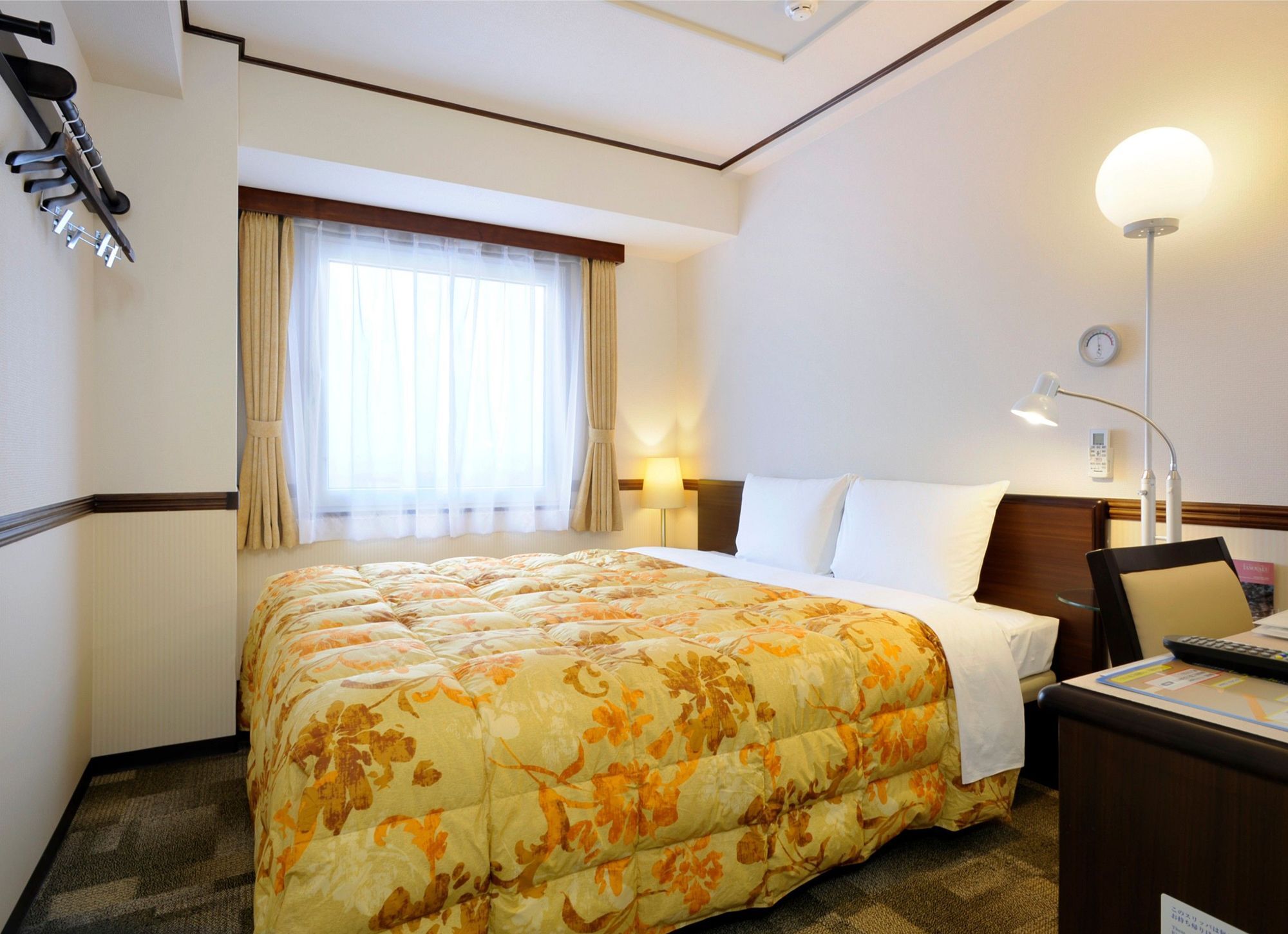 Toyoko Inn Tokyo Eki Yaesu Kita Guchi Kültér fotó